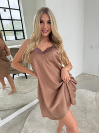 Women's nightgown: BROWN & BROWN 2