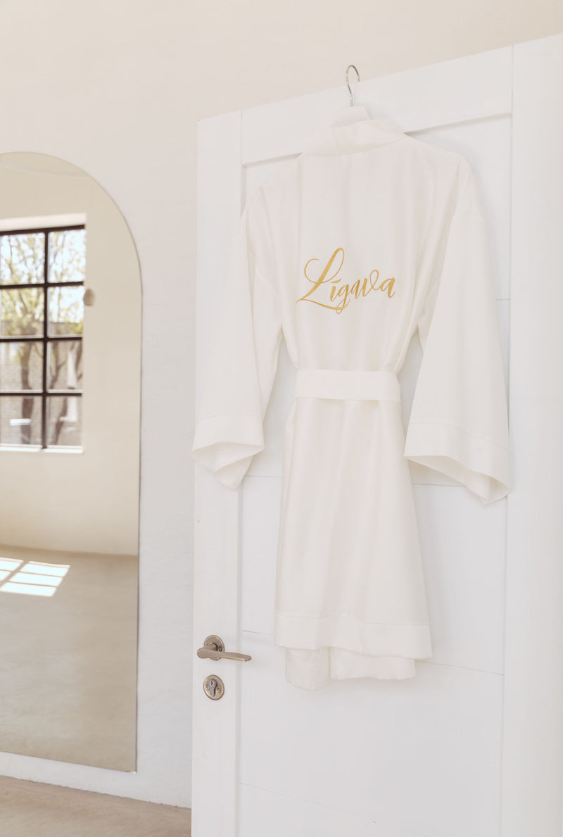 Sieviešu halāts: WHITE Kimono "LĪGAVA"