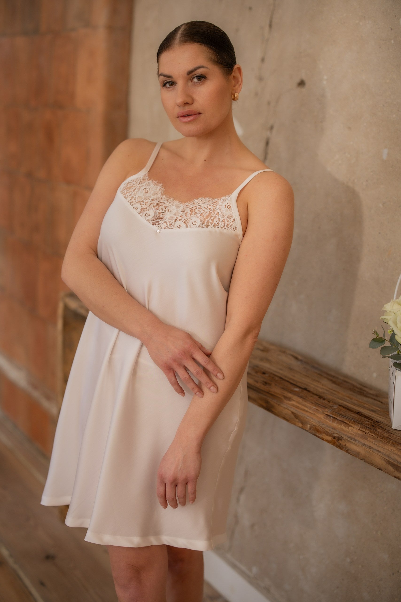 Women's nightgown: "WHITE minimal"