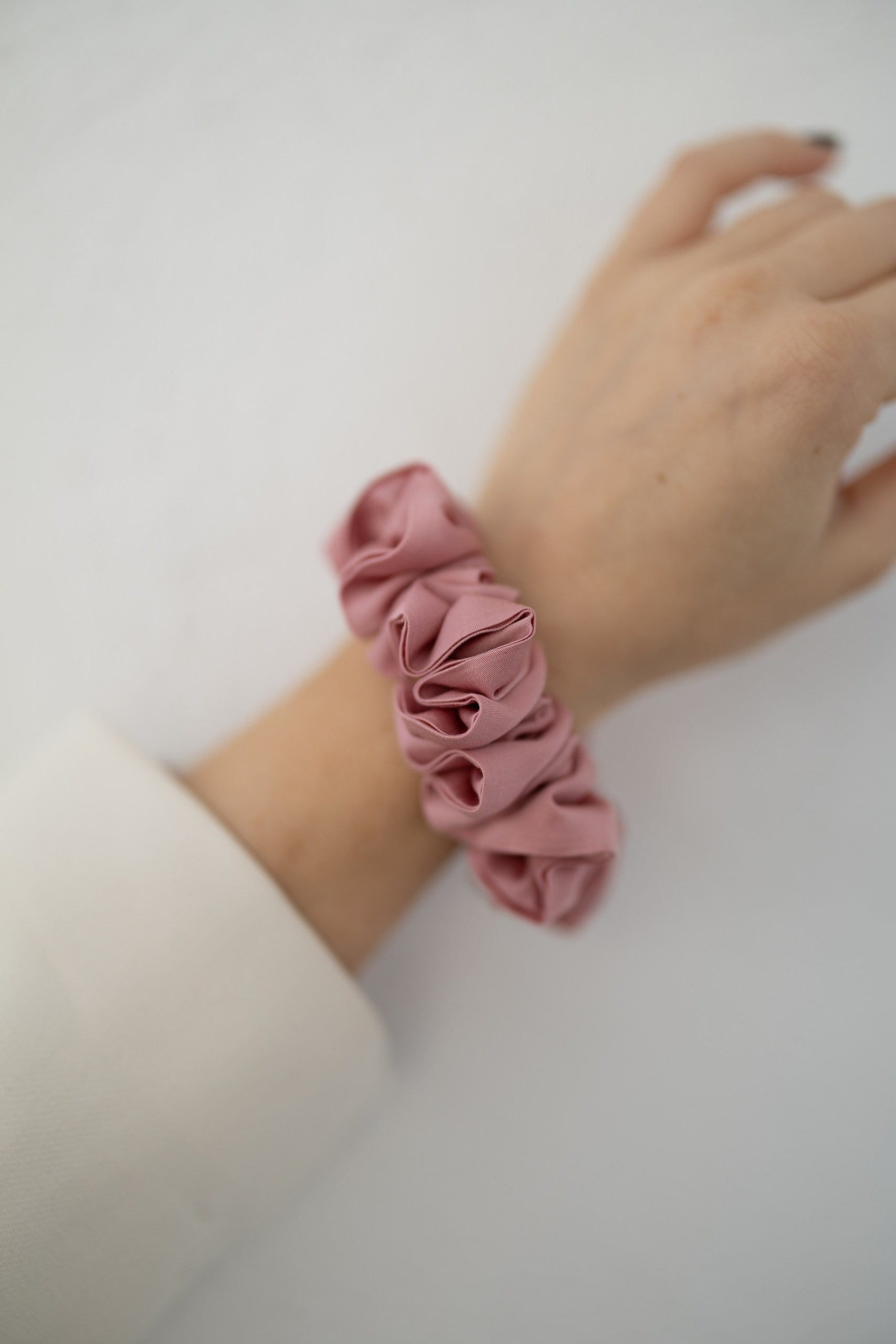 Scrunchie (apjomīga matu gumija)