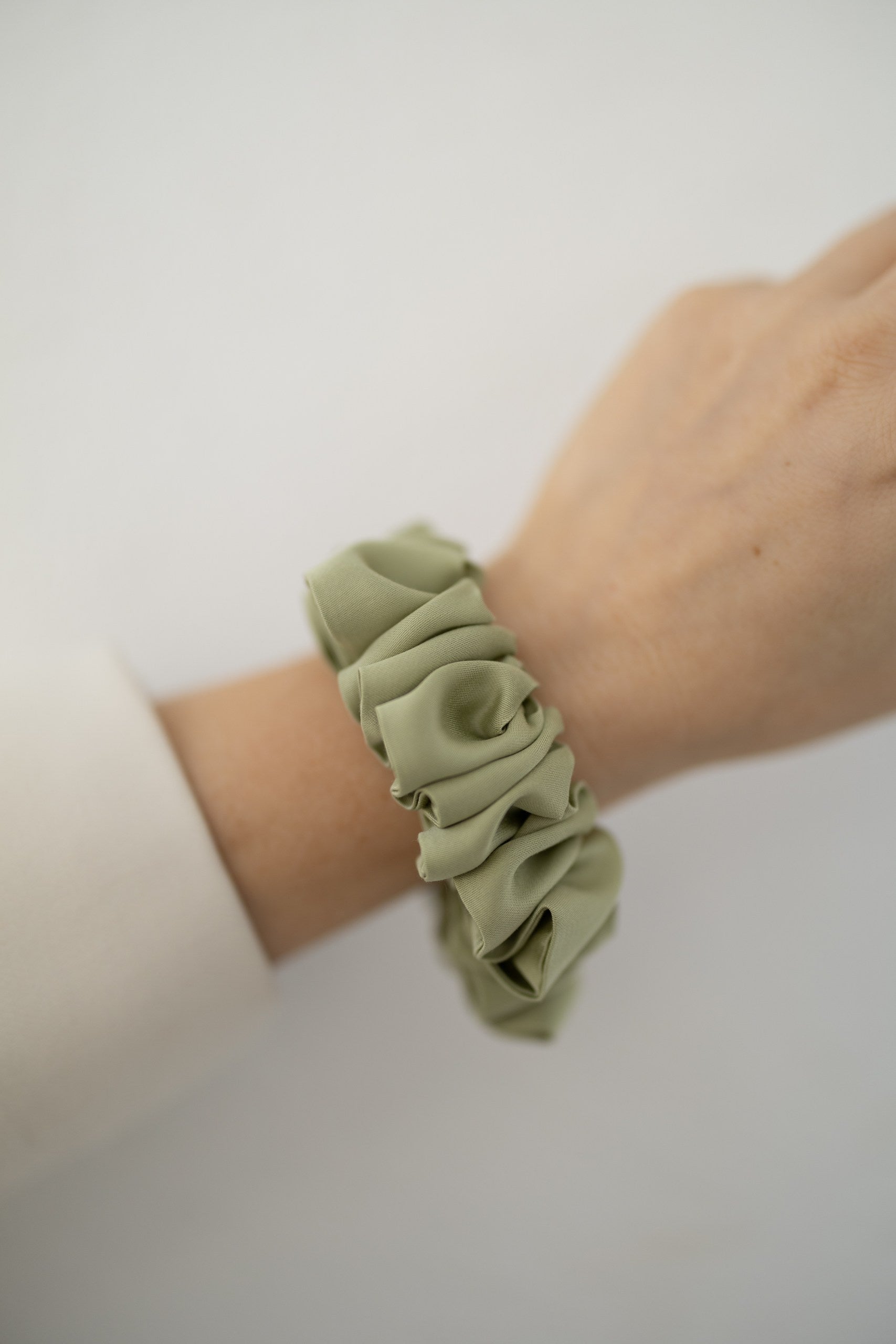 Scrunchie (apjomīga matu gumija)