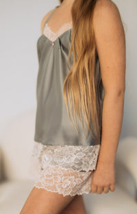 Bērnu pidžama:   GRAY & LATTE