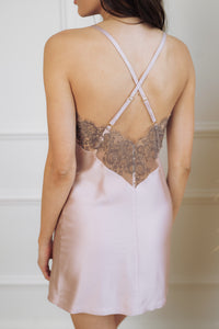 Sieviešu naktskrekls:   JUSTE (soft pink&french lace)