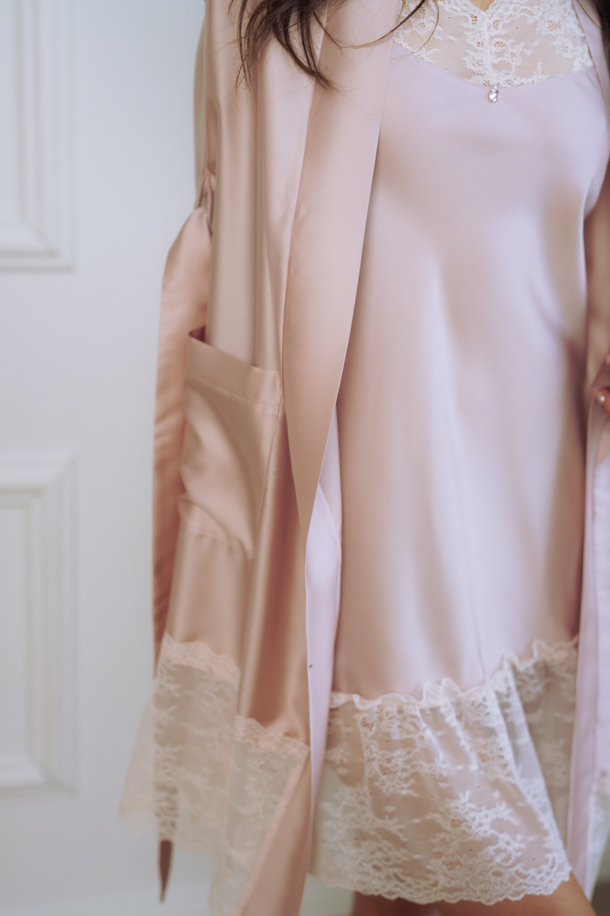 Naktsveļas komplekts:  SOFT PINK & LIGHT ROSA Roll