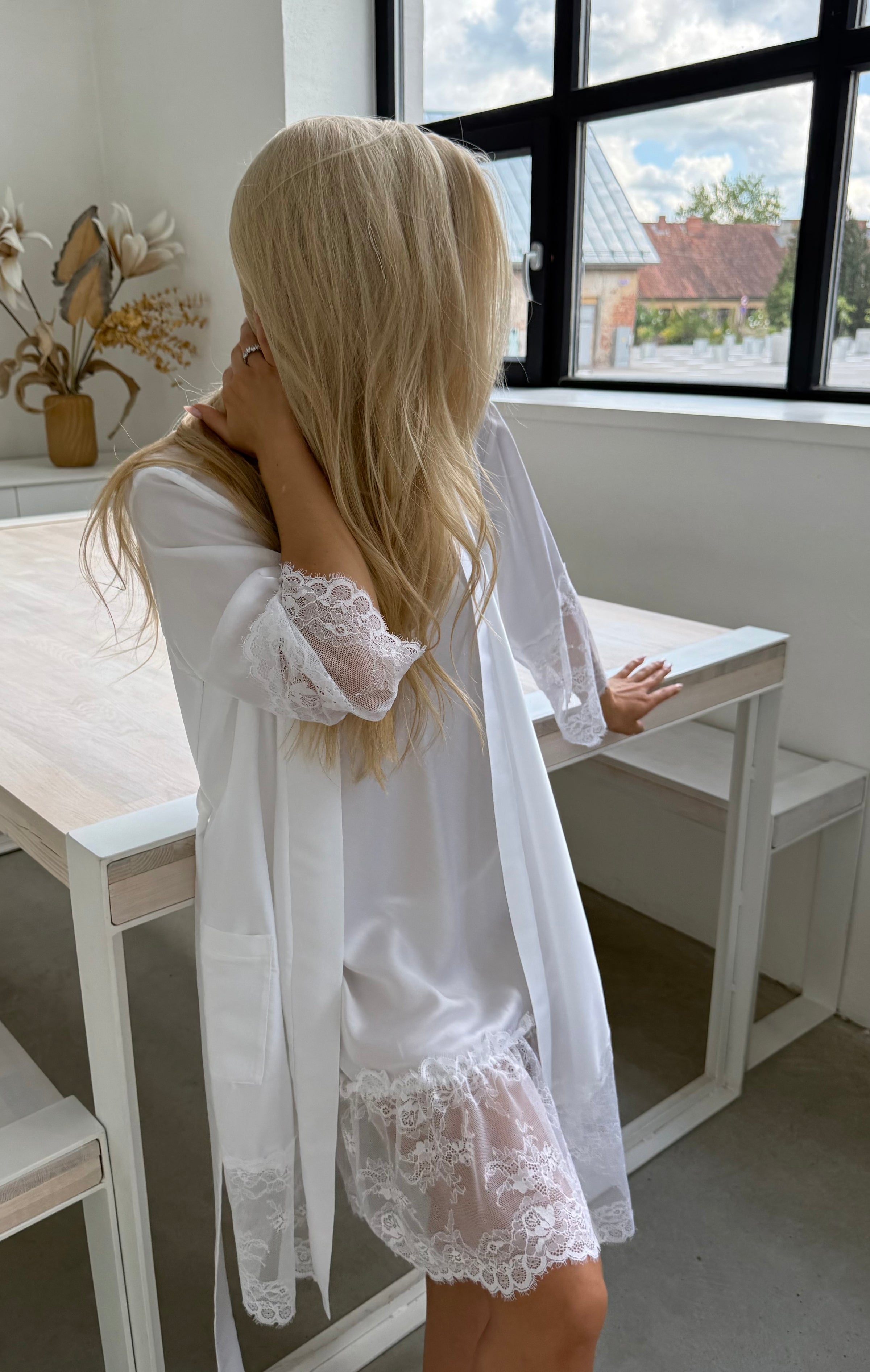 Nightwear robe set: WHITE & WHITE Roll