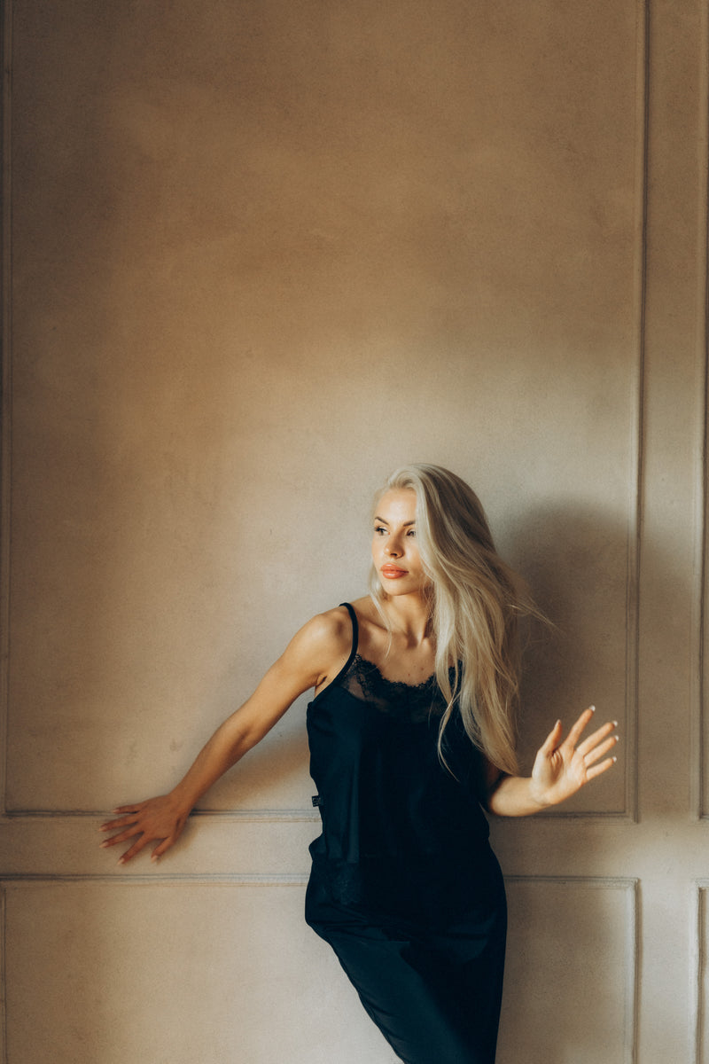 Sieviešu garās pidžamas komplekts: BLACK & BLACK Lace-viscose