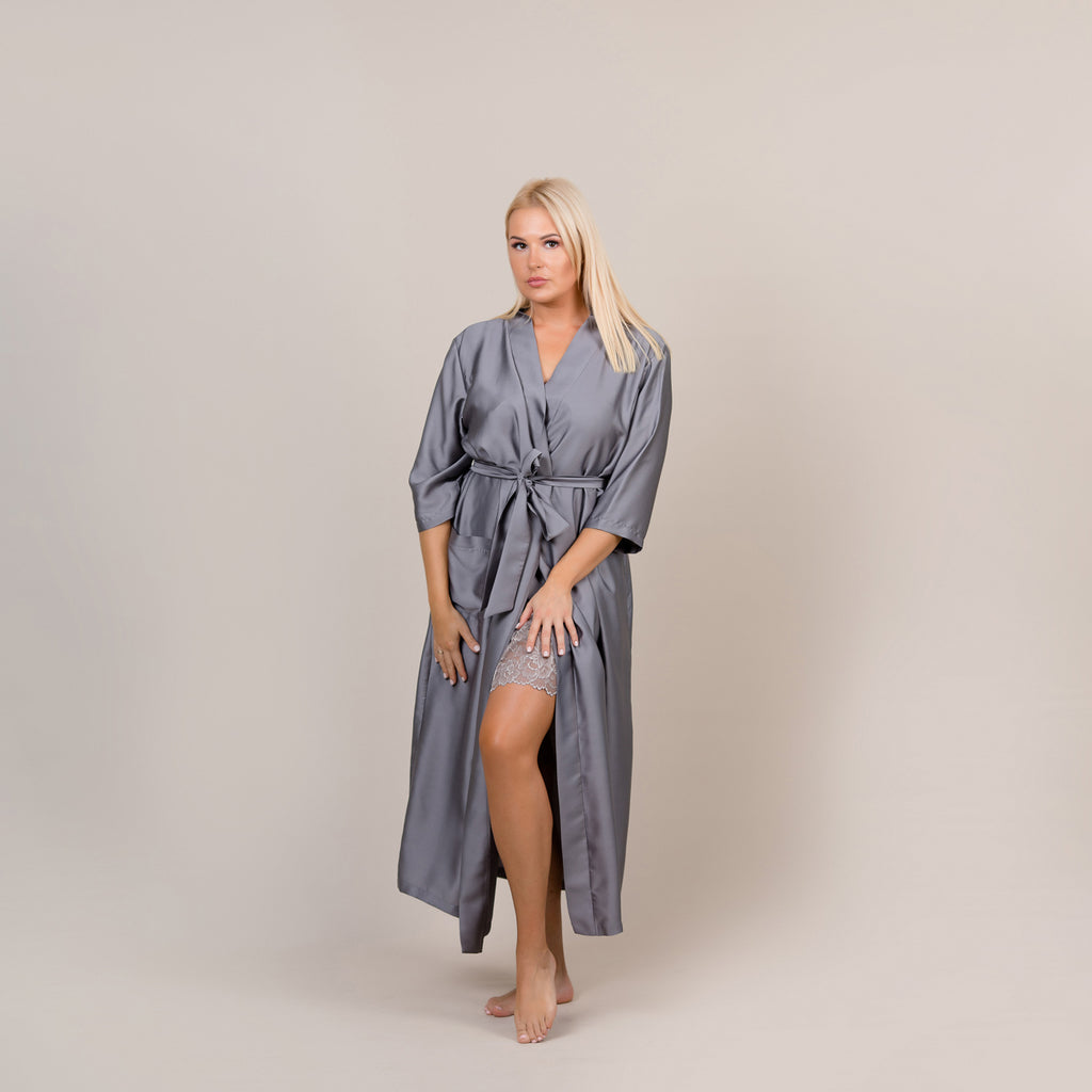 Women's long robe 